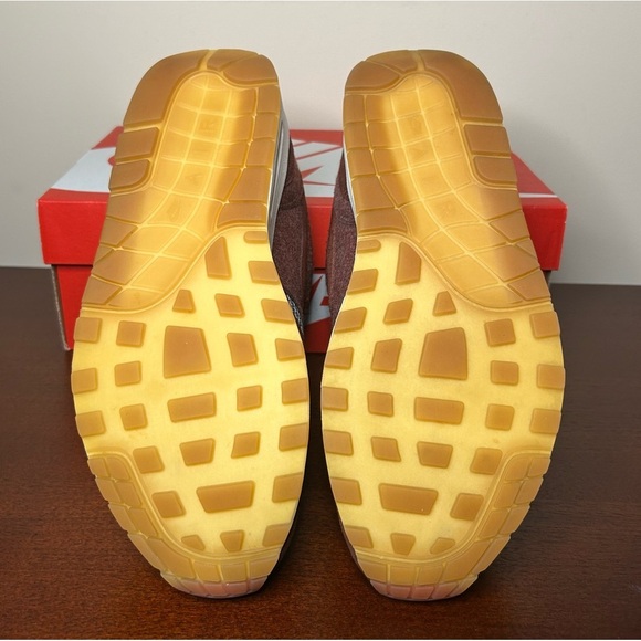 Nike | Nike Air Max 1 Houndstooth Bronze Eclipse (8.5M/10W) - Picture 9 of 16